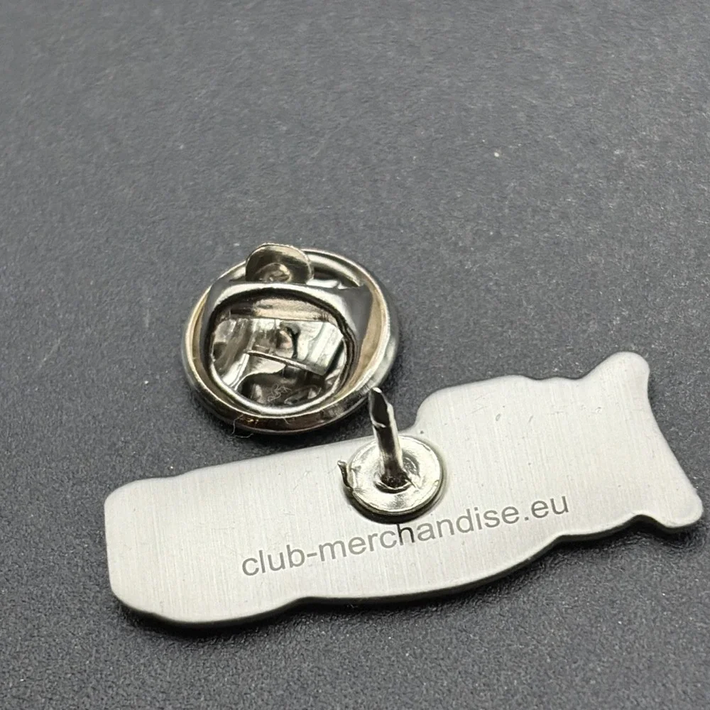 2019 Rotary International‎ Hamburg Germany Lapel Hat Pin